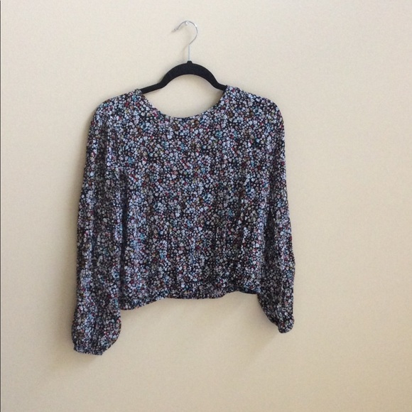 Floral Top - Picture 2 of 2